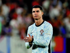 Ιστορική πρόκριση και πικρό μπισκότο