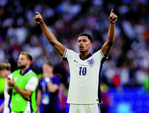 Ο Μπέλιγχαμ ως γιατρός του βρετανικού άγχους