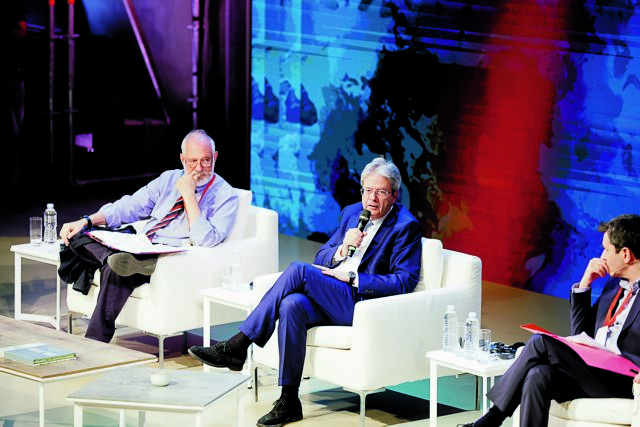 Η Ευρώπη και οι δύο μαύροι «κύκνοι»