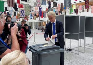 Ευρωεκλογές 2024: Αμφίρροπη κούρσα στην Ολλανδία δείχνουν τα exit polls – Θα κερδίσει η ακροδεξιά;