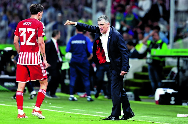 Μασούρας, Εσε και το κλαμπ των «50άρηδων»