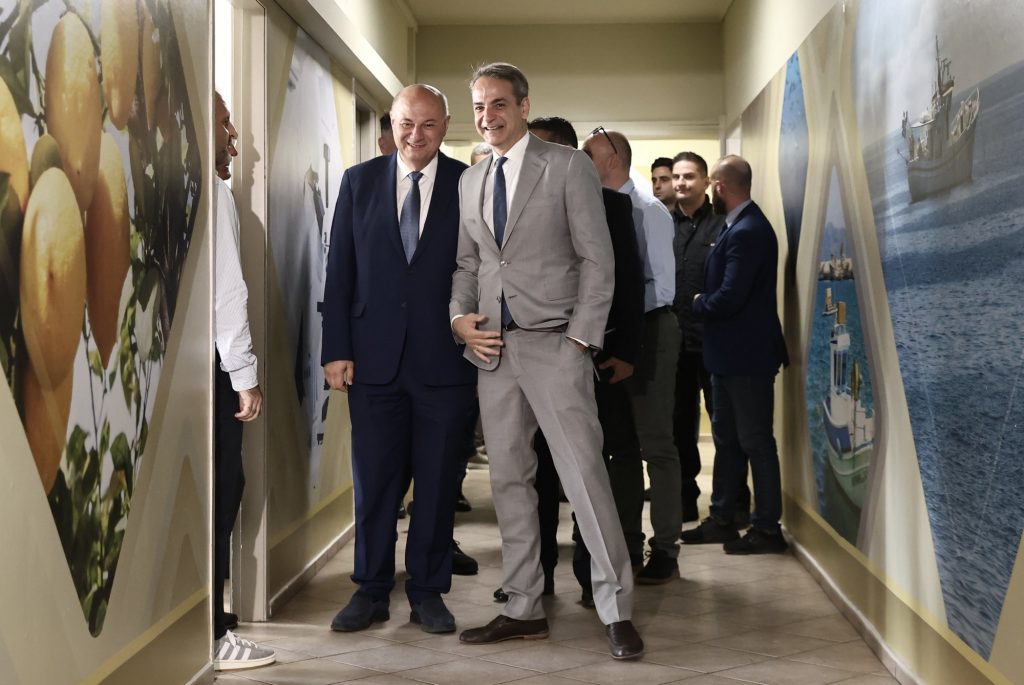 Στο υπουργείο Αγροτικής Ανάπτυξης ο Μητσοτάκης – «Επιδοτήσεις θα λαμβάνουν μόνο αυτοί που πραγματικά παράγουν»