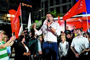 Αριστερός εμφύλιος για το πόθεν έσχες Κασσελάκη