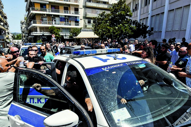 Πειθαρχικός έλεγχος στους δικαστές