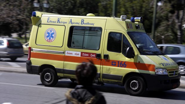 Πέλλα: ΙΧ παρέσυρε και σκότωσε πεζό, αναζητείται ο οδηγός