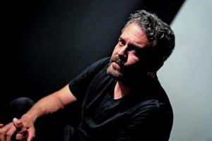 «Οι άνθρωποι – όσοι έχουν φως μέσα τους – παλεύουν»