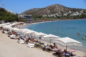 Βιομηχανία στημένων παραπόνων από τουρίστες