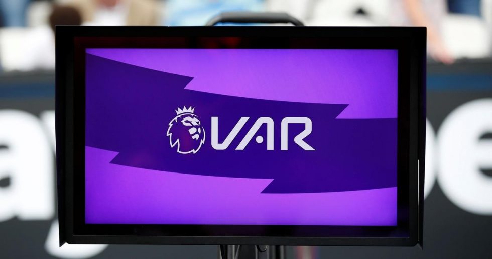 Διατηρείται το VAR στην Premier League