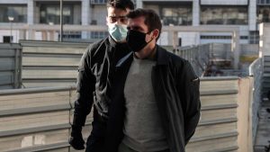 Την ενοχή του προπονητή ιστιοπλοΐας για τον βιασμό της Αμαλίας ζήτησε ο εισαγγελέας – Απολογήθηκε… με Ερωτόκριτο