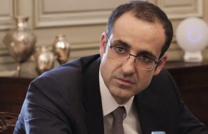 Υποκλοπές: Κομβικής σημασίας η κατάθεση Δημητριάδη, αποχώρησε από την πίσω πόρτα