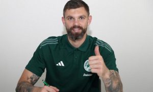 Ανανέωσε ο Ντραγκόφσκι στον Παναθηναϊκό: «Χαρούμενος που θα συνεχίσω να φοράω την πράσινη φανέλα»