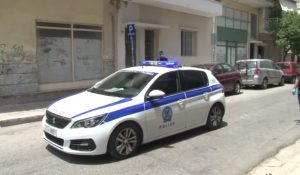 Τα αναπάντητα ερωτήματα για τον θάνατο της γυναίκας στο Κερατσίνι