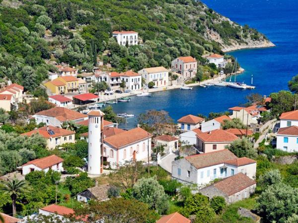 Ιθάκη: Το ελληνικό νησί που οι Άγγλοι αποκαλούν «κρυμμένο κόσμημα»