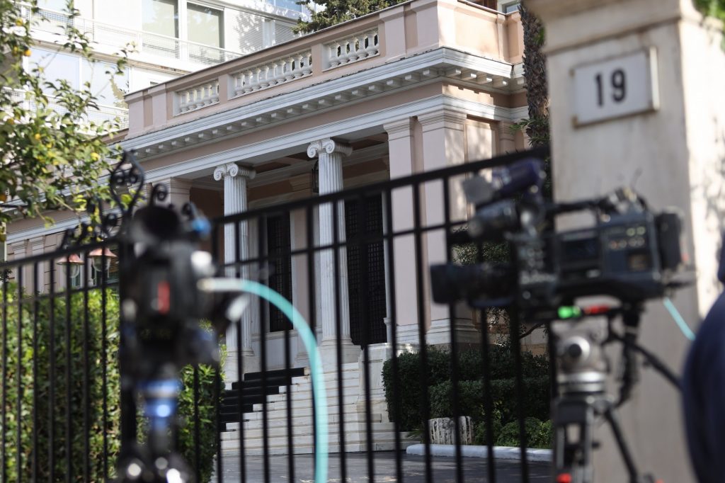 Ανασχηματισμός και στο επικοινωνιακό επιτελείο της κυβέρνησης – Ζωγράφος, Ευθυμίου, Αμυράς σε νέους ρόλους