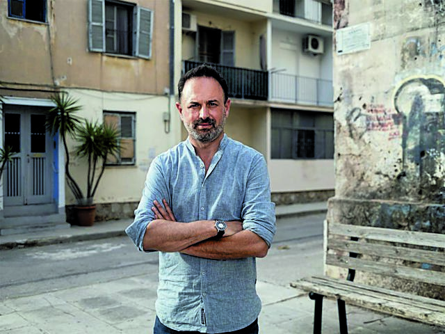 Πολυκατοικίες Πολυκατοικίες