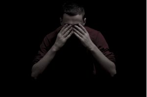 Ηράκλειο: Άντρας κατήγγειλε τον ξυλοδαρμό του με ηθικό αυτουργό την εν διαστάσει σύζυγό του