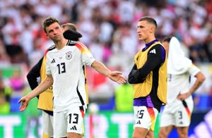 Αυλαία για τον Μίλερ