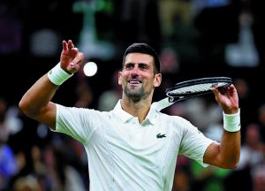 Συνεχίζει ο Τζόκοβιτς, εκτός και η Σάκκαρη