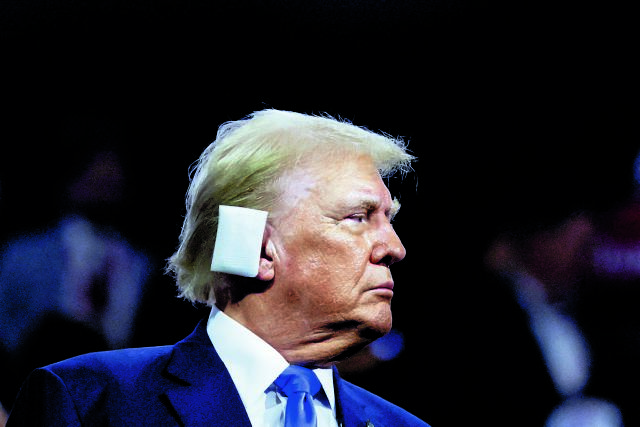 Με ψέματα και προσβολές δίνει μάχη με τον χρόνο να κερδίσει έδαφος