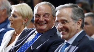 «Ουδέν σχόλιον» από την κυβέρνηση για τις ομιλίες Σαμαρά – Καραμανλή