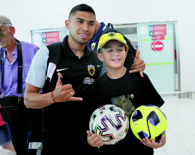 Συμφωνία με Πινέδα, συζητήσεις με ΑΕΚ