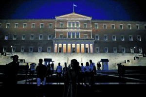 Ο Κασσελάκης, ένα κουρεμένο δάνειο κι ένας πόλεμος…