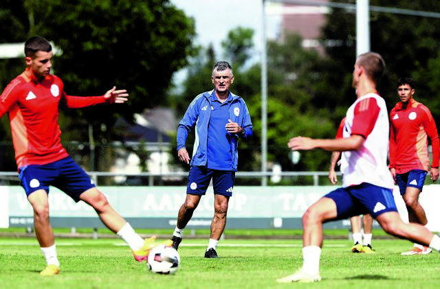 Τριπλό χτύπημα