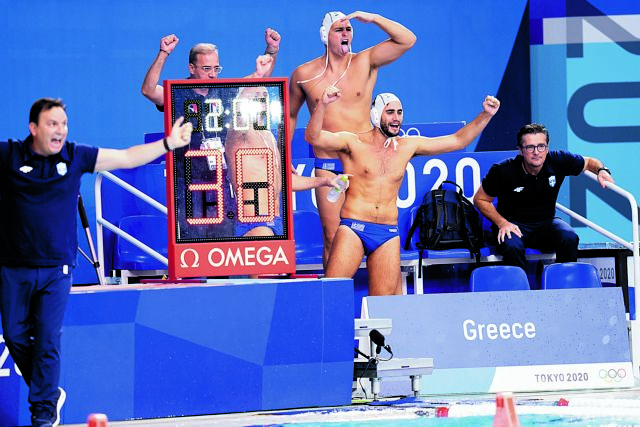 Πρεμιέρα με διπλή εκπροσώπηση