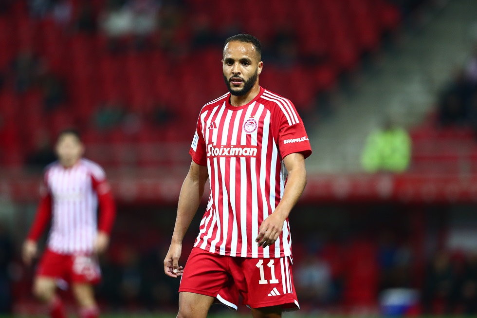 «Δεν θα ξεχάσουμε τις στιγμές που ζήσαμε μαζί αρχηγέ» – Ο Ολυμπιακός αποχαιρέτησε τον Ελ Αραμπί