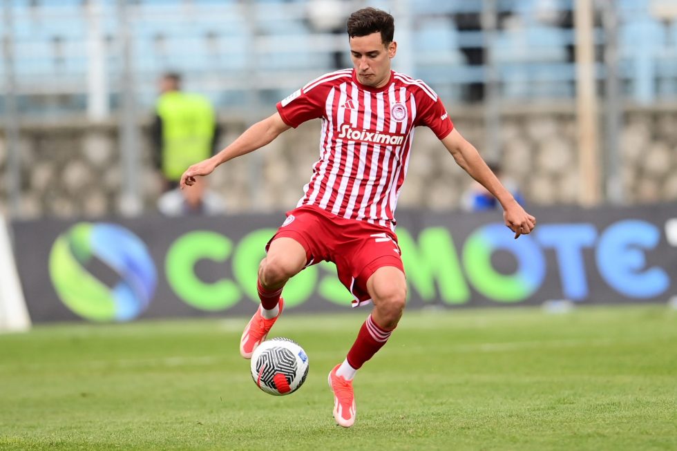 Βασικός στην πρεμιέρα της Αργεντινής ο Σαντιάγκο Έσε – Μαζί με Άλβαρες και Οταμέντι