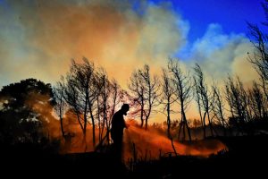 Γιατί απειλήθηκε και πάλι η Αττική από τον πύρινο εφιάλτη