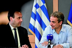 Δεν θέλουν αναταράξεις με τους γενικούς γραμματείς