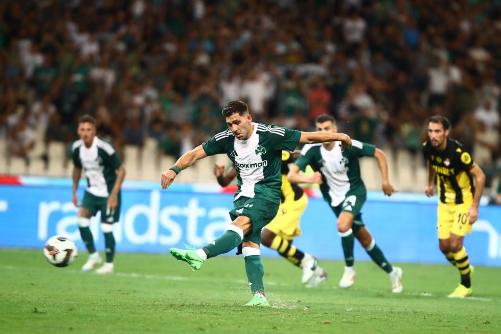 Με πέναλτι του Μπακασέτα το 2-0 για τον Παναθηναϊκό