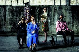 «Μας συνδέει η ανάγκη για μοίρασμα»