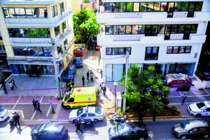 Στη Μύκονο ψάχνουν τις απαντήσεις