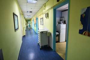 Μετωπική σύγκρουση γιατρών και υπουργείου