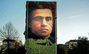 Στα μονοπάτια του Γκράμσι