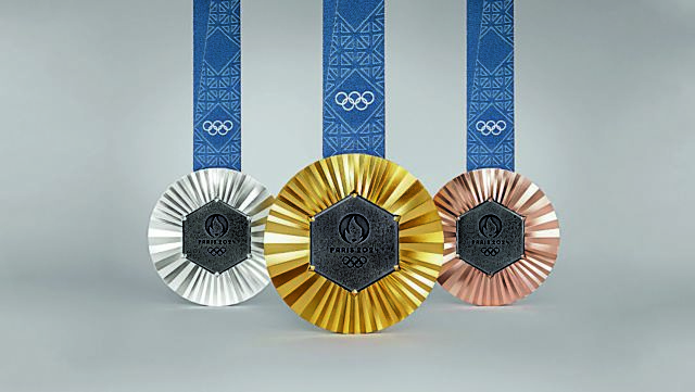 Μετάλλια με φόντο την ιστορία