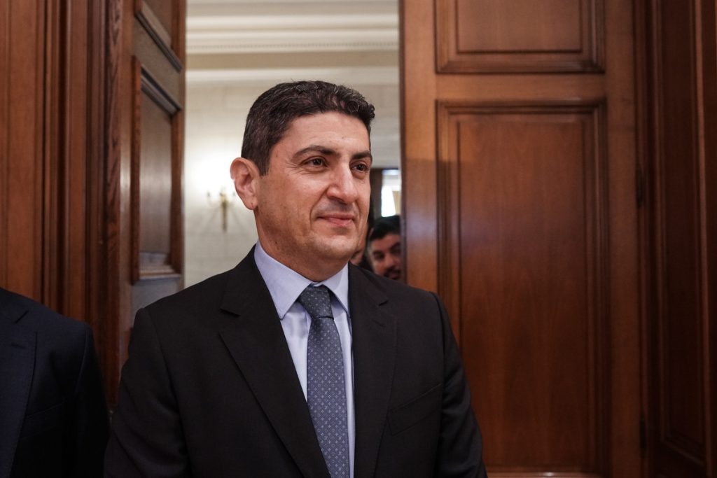 Λευτέρης Αυγενάκης: Εισαγγελική έρευνα για το επεισόδιο στο αεροδρόμιο