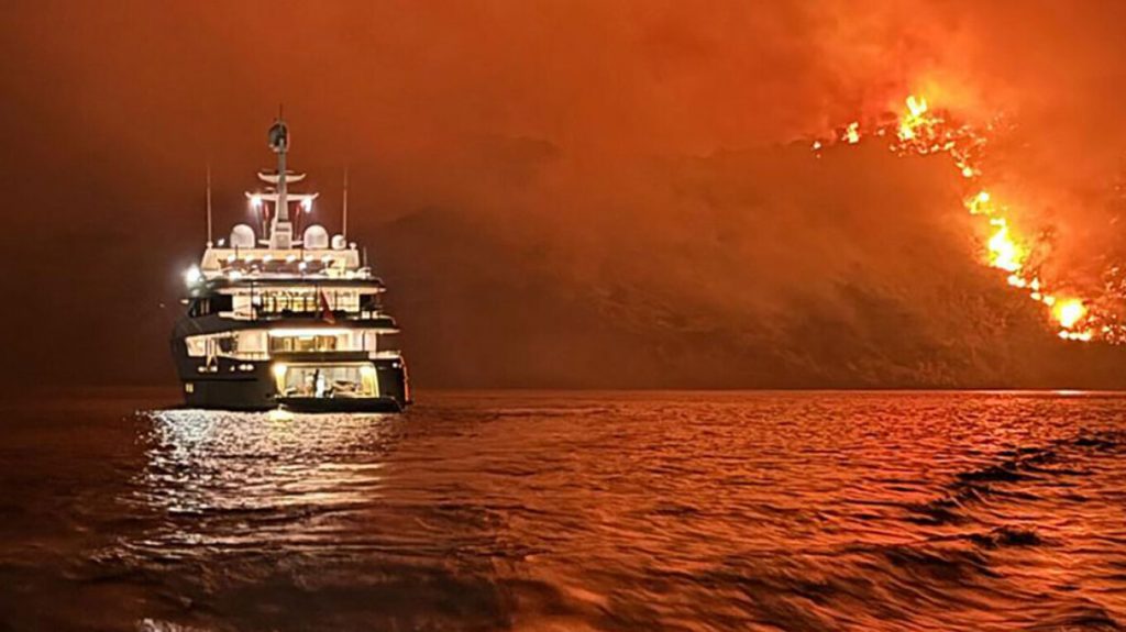 «Γι’ αυτό φύγαμε από την Ελλάδα» – Η πρώτη αντίδραση του επιχειρηματία από το Καζακστάν για τη φωτιά στην Ύδρα