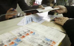 Πλασματικά έτη: Πόσο κοστίζει η εξαγορά τους και ποιους συμφέρει