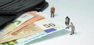 Κλειδώσαν οι ημερομηνίες: Πότε πληρώνονται οι συντάξεις Αυγούστου και Σεπτεμβρίου