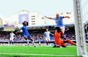 Εδειξε τα δόντια της