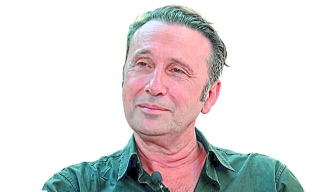 Ρένος Χαραλαμπίδης