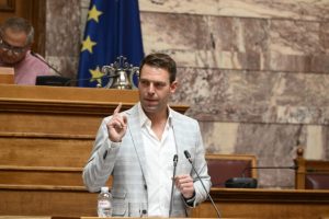 «Πρωτοφανής επιχείρηση συγκάλυψης» σχολιάζει ο Κασσελάκης για το σκάνδαλο υποκλοπών