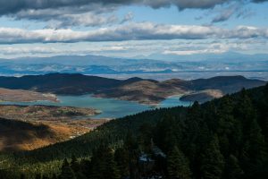 Λειψυδρία: Ανησυχία στον θεσσαλικό κάμπο – Σε κίνδυνο η λίμνη Πλαστήρα από την υπεράντληση υδάτων