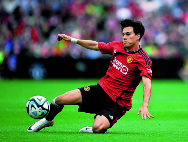 Αναμένονται εξελίξεις για Πελίστρι και Βάργκας