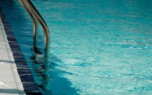 Χαλκιδική: Πνίγηκε ενώ κολυμπούσε με τα άλλα παιδιά – Συγκλονίζουν τα νέα στοιχεία για τον θάνατο της 8χρονης