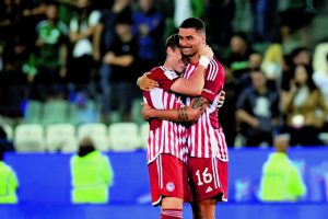 Οι αρχηγοί φώναξαν «παρών»