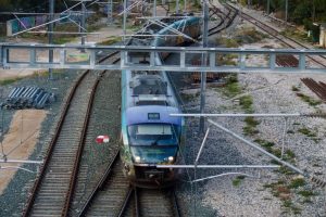 Ταξίδι «κόλαση» από Αθήνα για Θεσσαλονίκη σε τρένο χωρίς κλιματισμό
